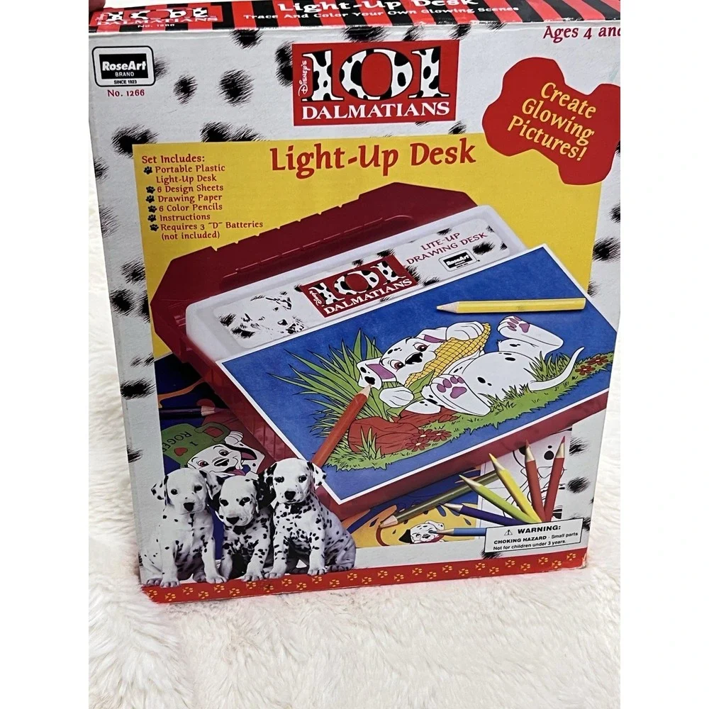 VTG Disney 101 Dalmations Light Up Desk RoseArt COMPLETE